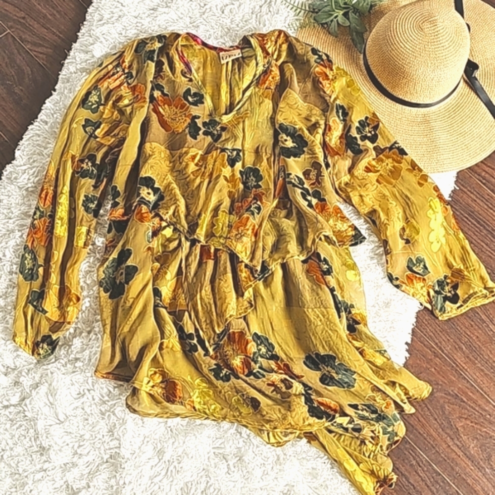 URU Women's Flowy Blouse Size Large Mustard Gold Flowy Floral Sheer Summer Tiers